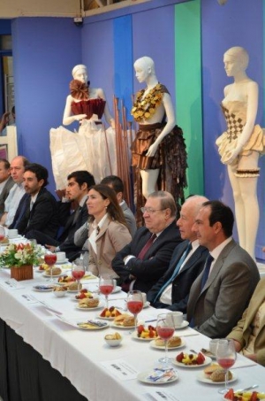 Autoridades de AGCI, Sernam, la Unión Europea y la Universidad del Pacífico encabezaron la ceremonia de presentación de la memoria